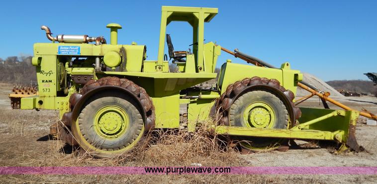 image for item I1173 Raygo Ram 45 articulated compactor