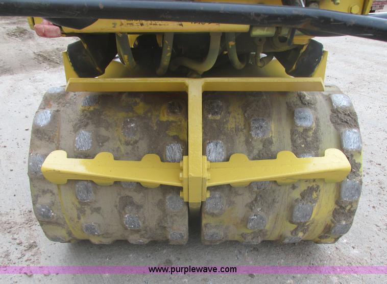 image for item I2727 2003 Multiquip Rammax trench compactor