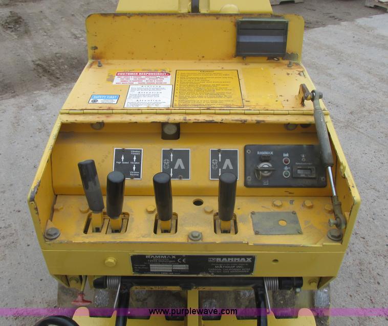 image for item I2727 2003 Multiquip Rammax trench compactor