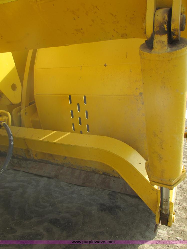 image for item I2739 1967 Allis Chalmers 260 scraper