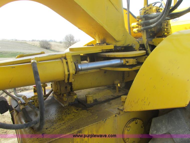 image for item I2739 1967 Allis Chalmers 260 scraper