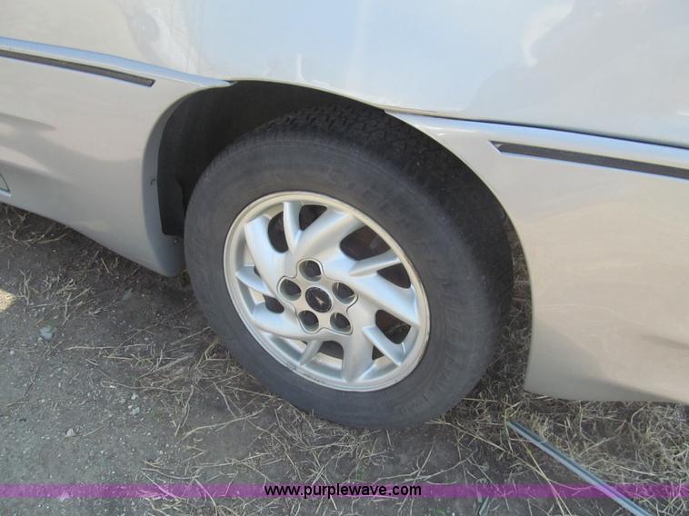 image for item I7074 2000 Pontiac Grand AM GT1