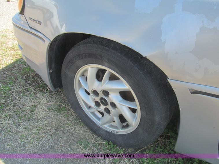 image for item I7074 2000 Pontiac Grand AM GT1