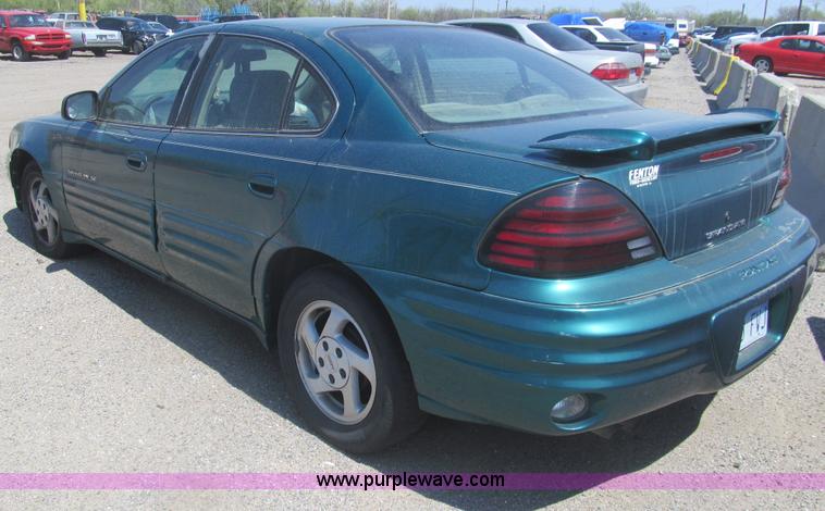 image for item I7079 1999 Pontiac Grand AM SE