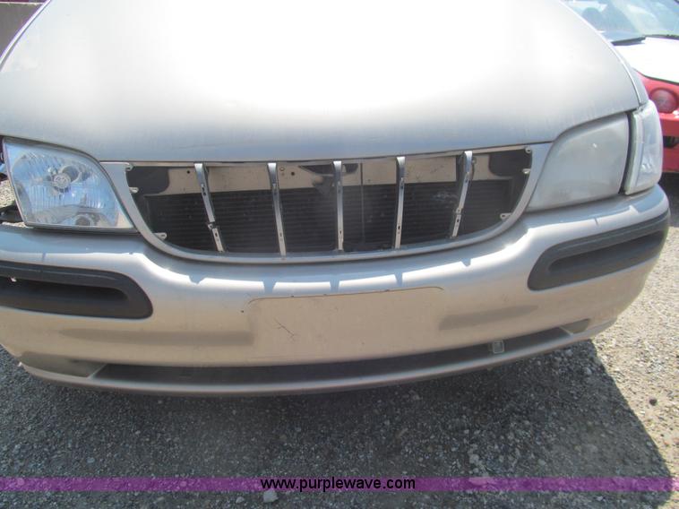 image for item I7080 1999 Chevrolet Venture