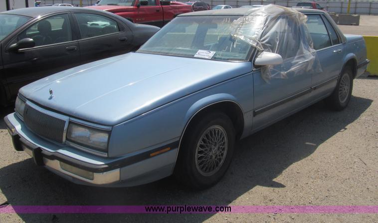 image for item I7085 1991 Buick LeSabre Custom