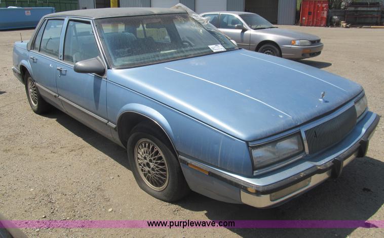 image for item I7085 1991 Buick LeSabre Custom