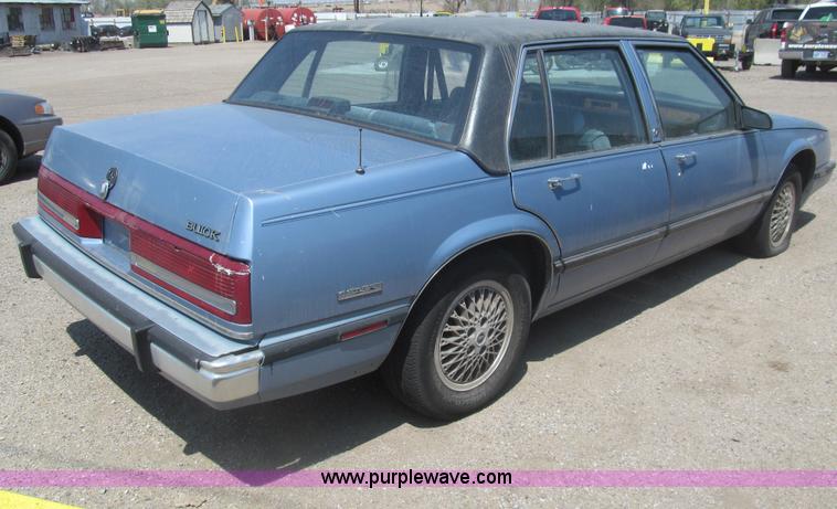 image for item I7085 1991 Buick LeSabre Custom