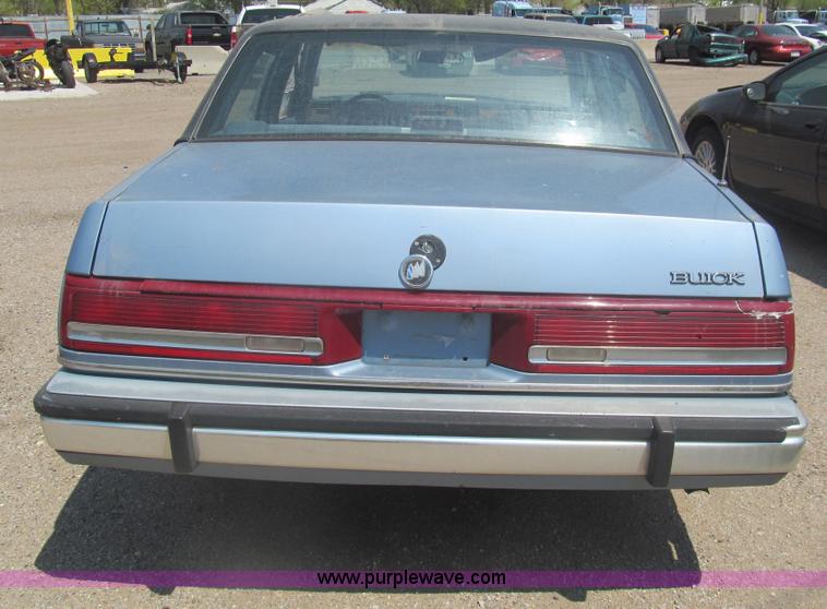 image for item I7085 1991 Buick LeSabre Custom