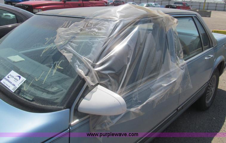 image for item I7085 1991 Buick LeSabre Custom