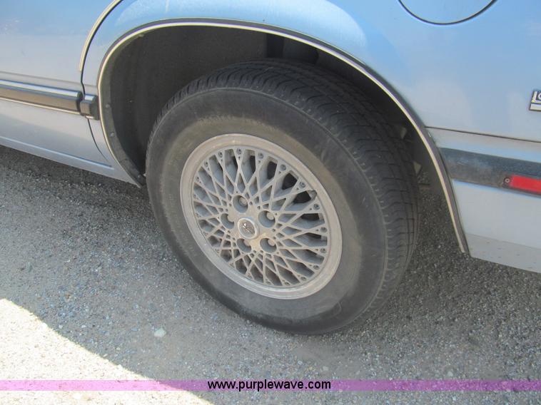 image for item I7085 1991 Buick LeSabre Custom