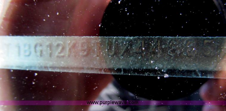 image for item I7086 1996 Toyota Camry DX