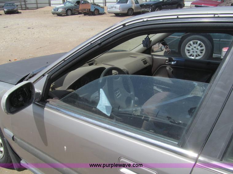 image for item I7110 1991 Honda Accord EX