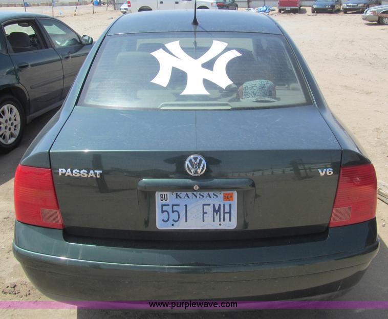 image for item I7111 1998 Volkswagen Passat GLS