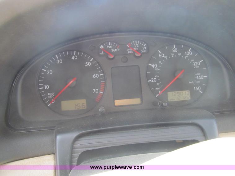 image for item I7111 1998 Volkswagen Passat GLS