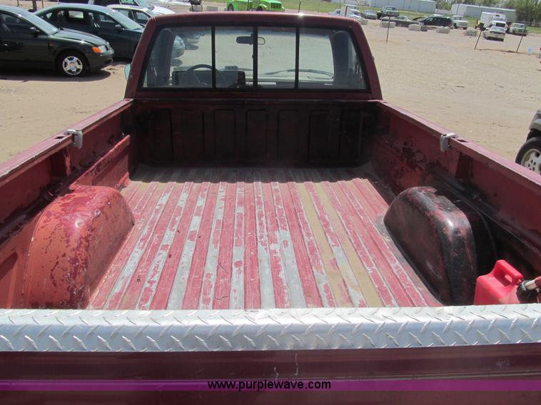 image for item I7112 1990 Chevrolet 1500 pickup truck