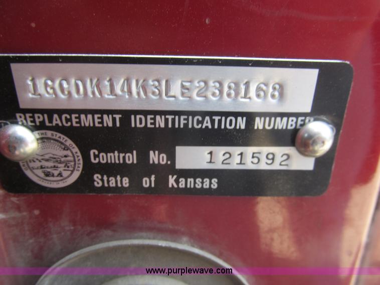 image for item I7112 1990 Chevrolet 1500 pickup truck