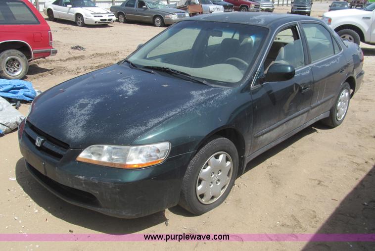 image for item I7114 1998 Honda Accord LX