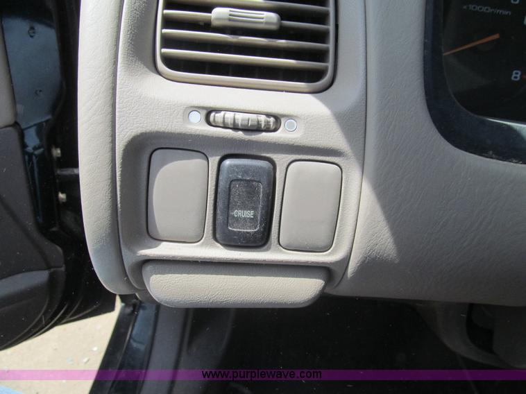 image for item I7114 1998 Honda Accord LX