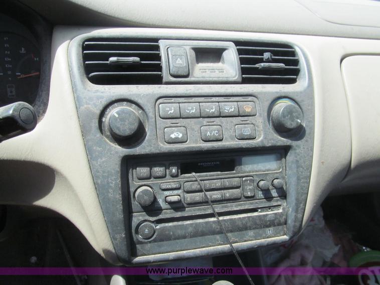 image for item I7114 1998 Honda Accord LX