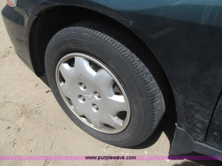 image for item I7114 1998 Honda Accord LX