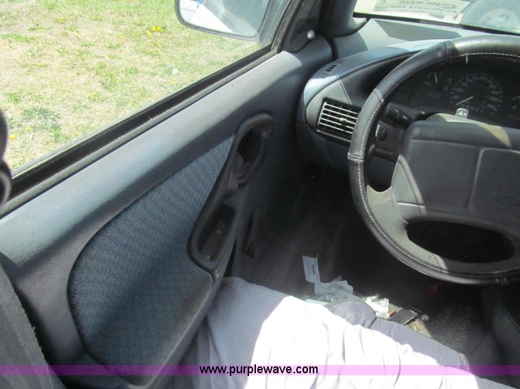 image for item I7118 1997 Chevrolet Cavalier