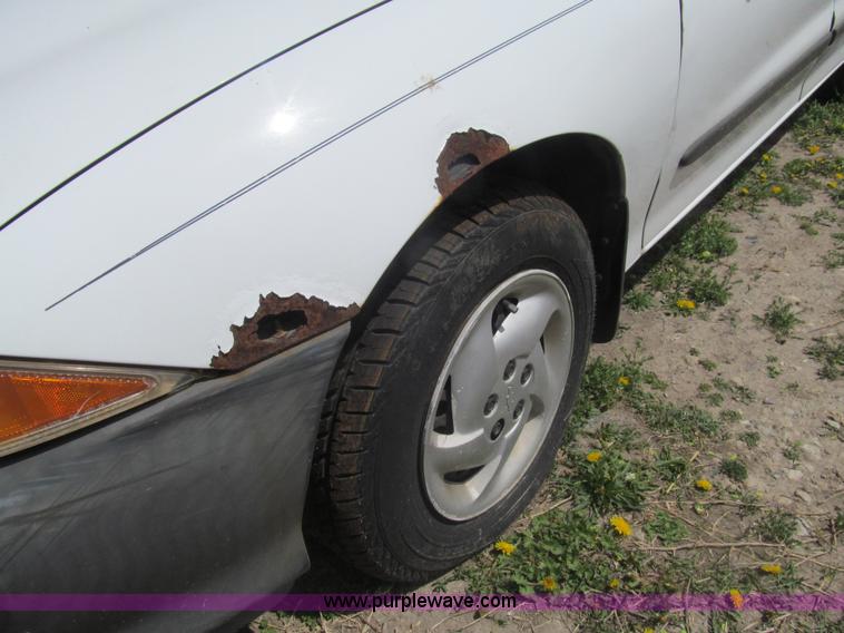 image for item I7118 1997 Chevrolet Cavalier