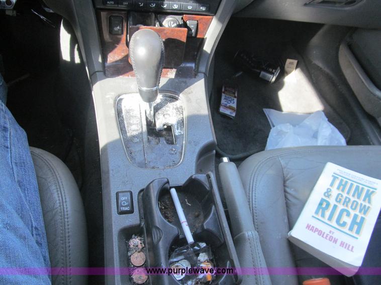 image for item I7120 2000 Lincoln LS