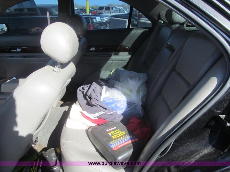 image for item I7120 2000 Lincoln LS