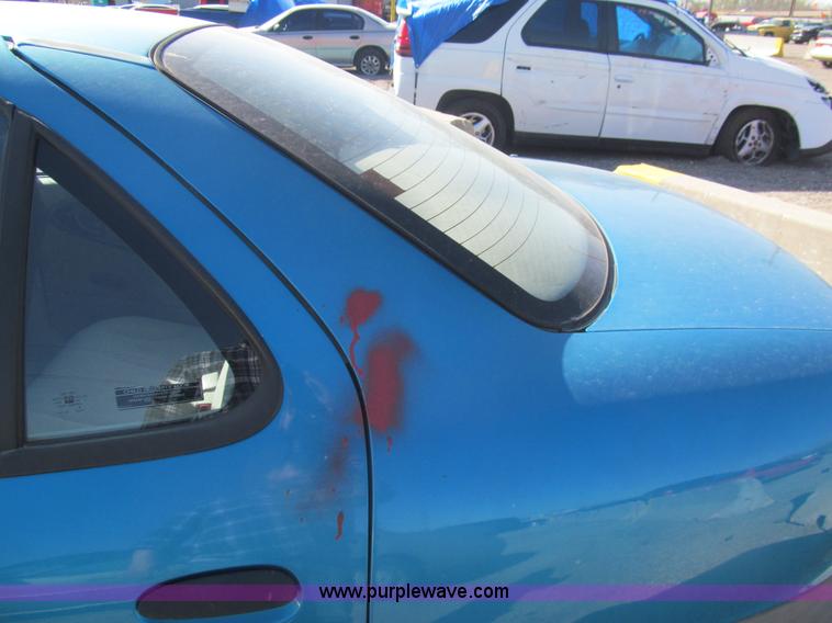 image for item I7121 1998 Chevrolet Cavalier