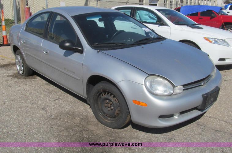 image for item I7122 2001 Dodge Neon