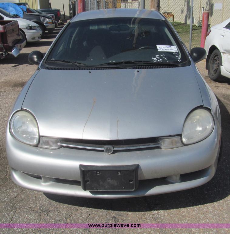 image for item I7122 2001 Dodge Neon