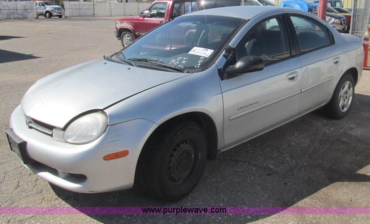 image for item I7122 2001 Dodge Neon