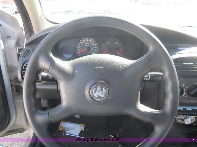 image for item I7122 2001 Dodge Neon