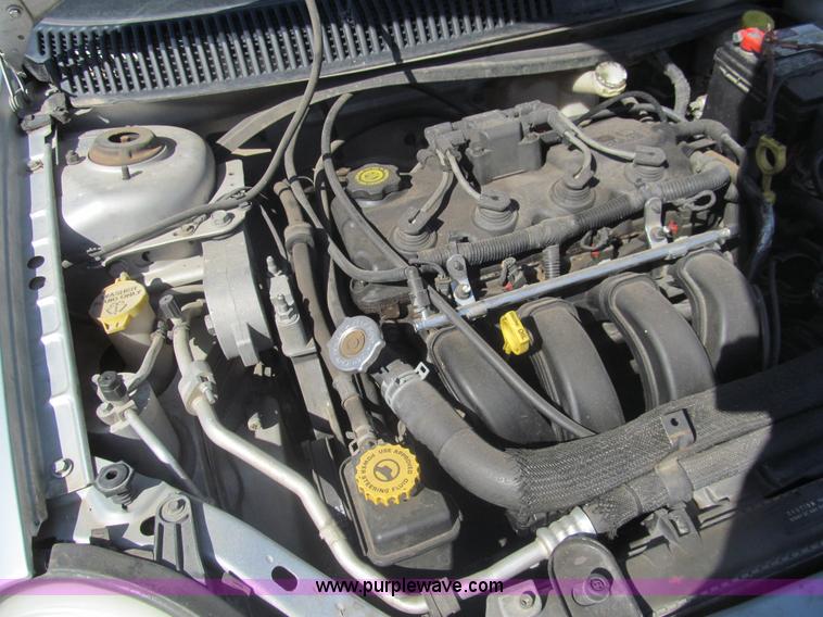 image for item I7122 2001 Dodge Neon