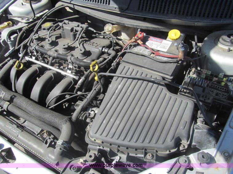 image for item I7122 2001 Dodge Neon