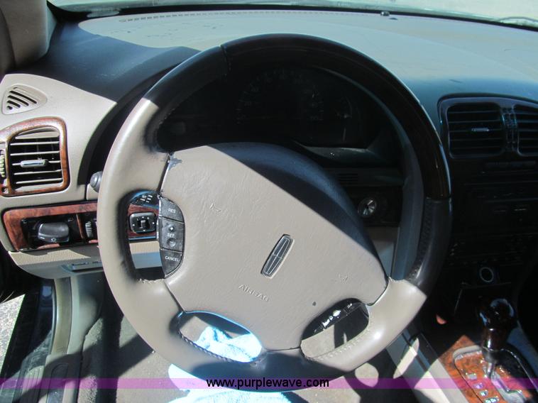image for item I7125 2000 Lincoln LS