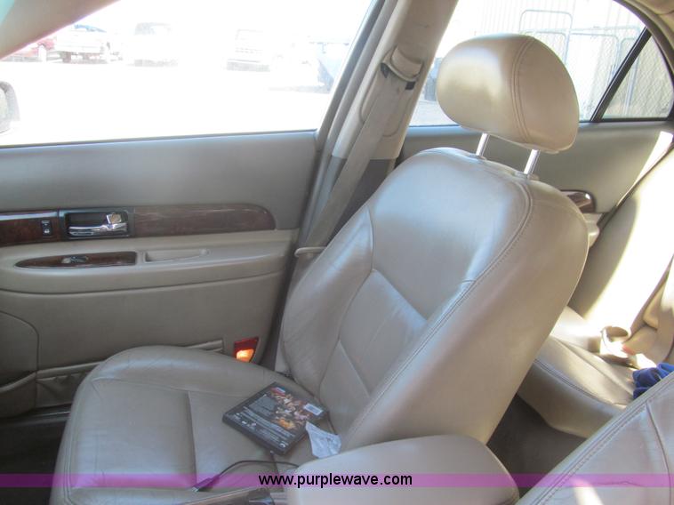 image for item I7125 2000 Lincoln LS