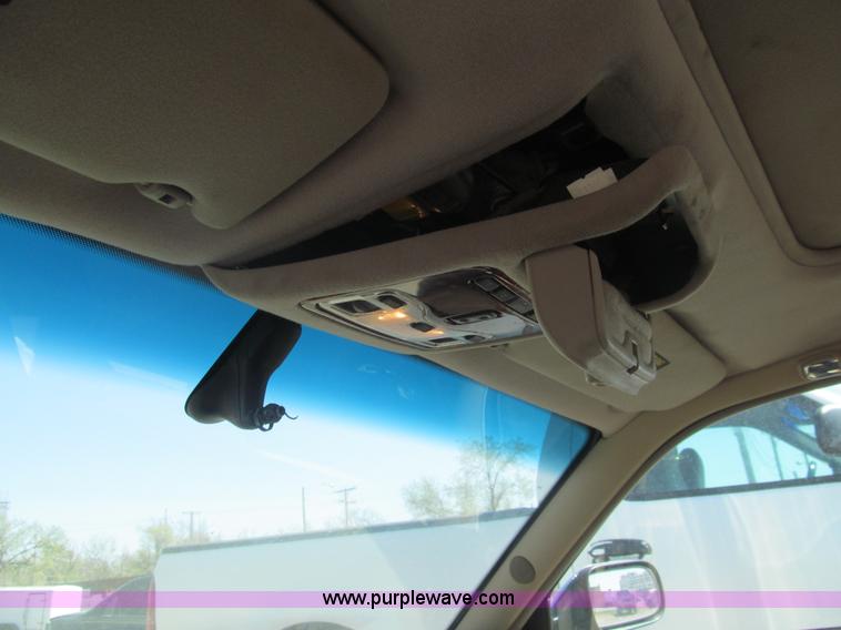 image for item I7126 2003 Jaguar XJ