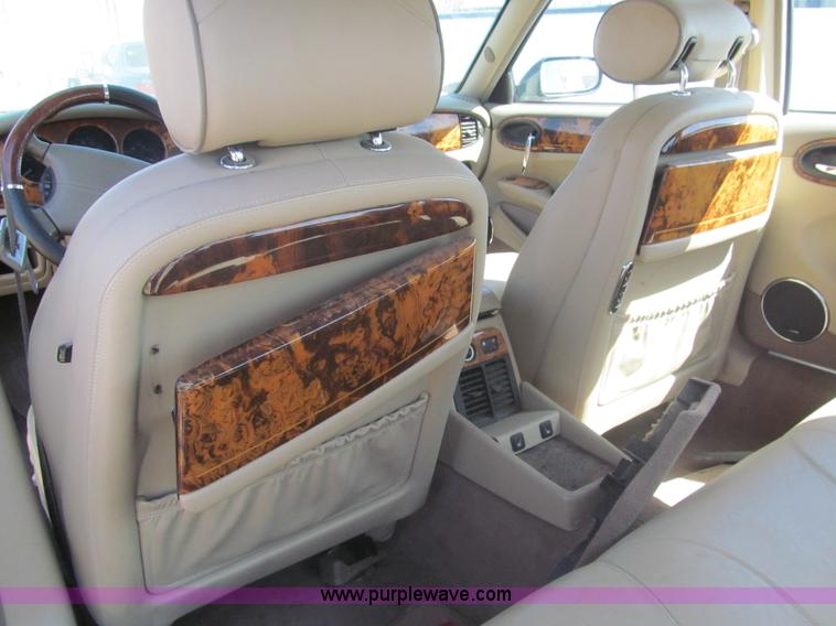 image for item I7126 2003 Jaguar XJ