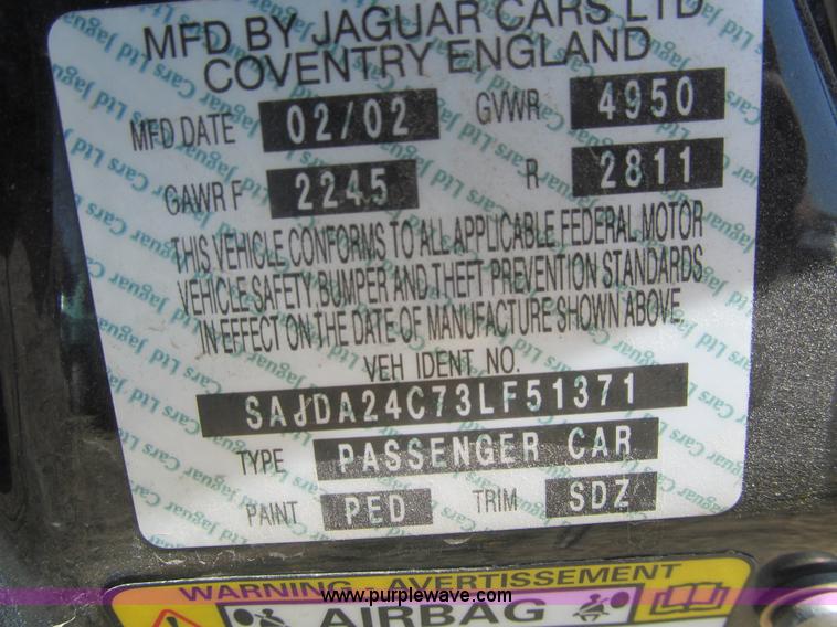 image for item I7126 2003 Jaguar XJ