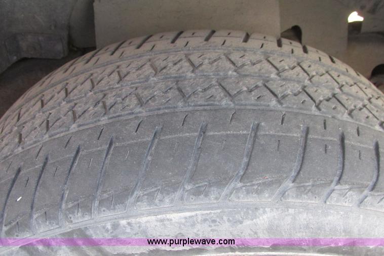 image for item I9698 1993 GMC Sonoma Club Coupe pickup truck