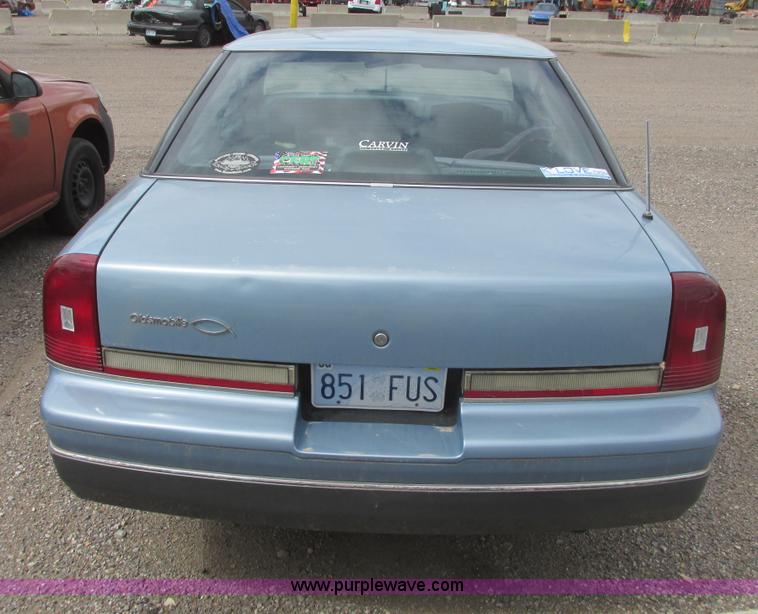 image for item I9702 1989 Oldsmobile Cutlass Supreme