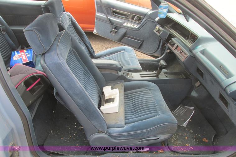 image for item I9702 1989 Oldsmobile Cutlass Supreme