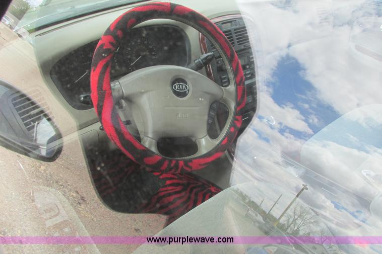 image for item I9703 2003 Kia Optima LX