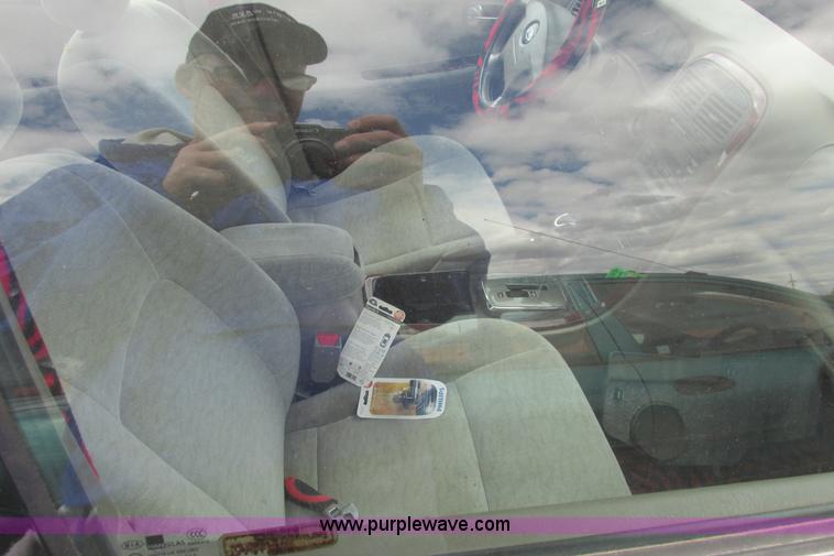 image for item I9703 2003 Kia Optima LX