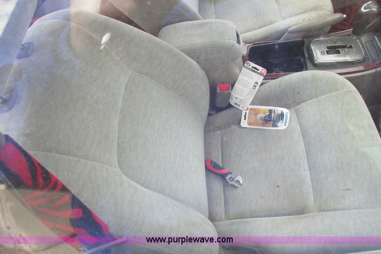 image for item I9703 2003 Kia Optima LX