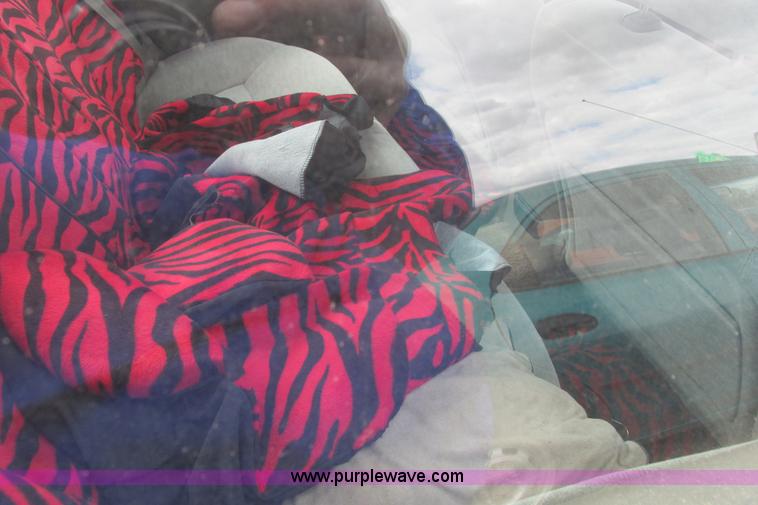 image for item I9703 2003 Kia Optima LX