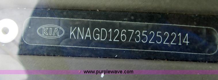 image for item I9703 2003 Kia Optima LX