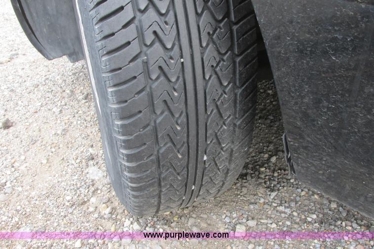 image for item I9703 2003 Kia Optima LX